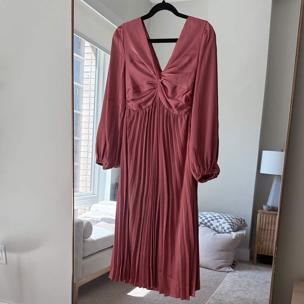 🟢 $40 SALE - Petal & Pup Long Sleeve Dress in Deep Rose